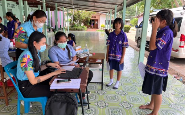 ฉีดวัคซีน