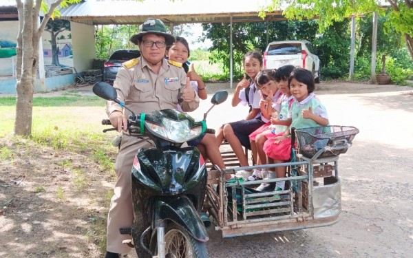 โครงการเยี่ยมบ้านนักเรียน 