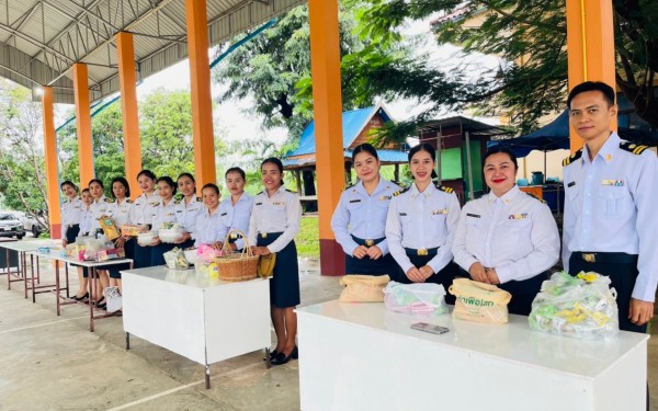 กิจกรรมเฉลิมพระเกียรติพระบาทสมเด็จพระเจ้าอยู่หัว เนื่องในโอกาสพระราชพิธีมงคลเฉลิมพระชนมพรรษา 6 รอบ