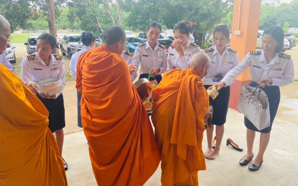 กิจกรรมเฉลิมพระเกียรติพระบาทสมเด็จพระเจ้าอยู่หัว เนื่องในโอกาสพระราชพิธีมงคลเฉลิมพระชนมพรรษา 6 รอบ