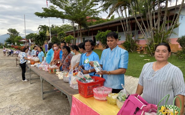 วันที่ 12 สิงหาคม วันเฉลิมพระชนมพรรษาสมเด็จพระนางเจ้าสิริกิติ์ พระบรมราชินีนาถ พระบรมราชชนนีพันปีหลวง และการทำบุญอาคารอเนกประสงค์ของโรงเรียน