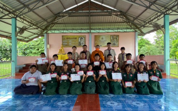 ตรวจเยี่ยม ประเมินติดตามนักเรียน โรงเรียนชุมชนบ้านนาดีหนองไผ่