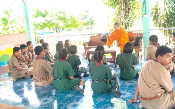 ตรวจเยี่ยม ประเมินติดตามนักเรียน โรงเรียนชุมชนบ้านนาดีหนองไผ่