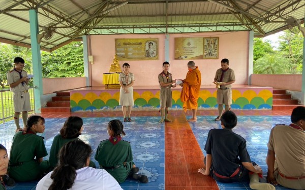 ตรวจเยี่ยม ประเมินติดตามนักเรียน โรงเรียนชุมชนบ้านนาดีหนองไผ่