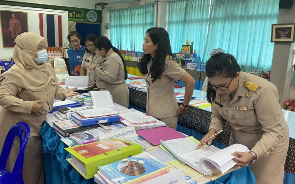 ติดตามตรวจสอบคุณภาพการศึกษาของสถานศึกษาสังกัดเทศบาลนครยะลา ประจำปีการศึกษา 2565